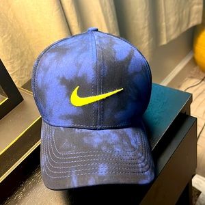Nike Classics 99 Fitted Hat
